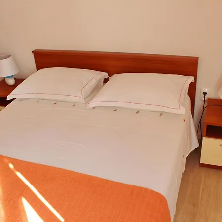 Branko Appartement *