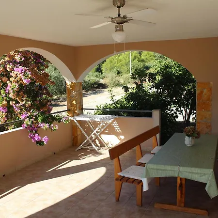 Branko Appartement *