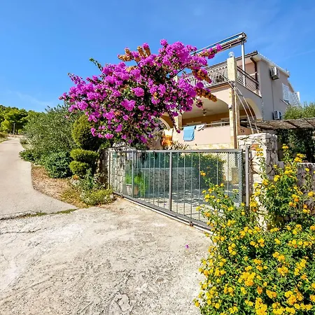 Branko Appartement *